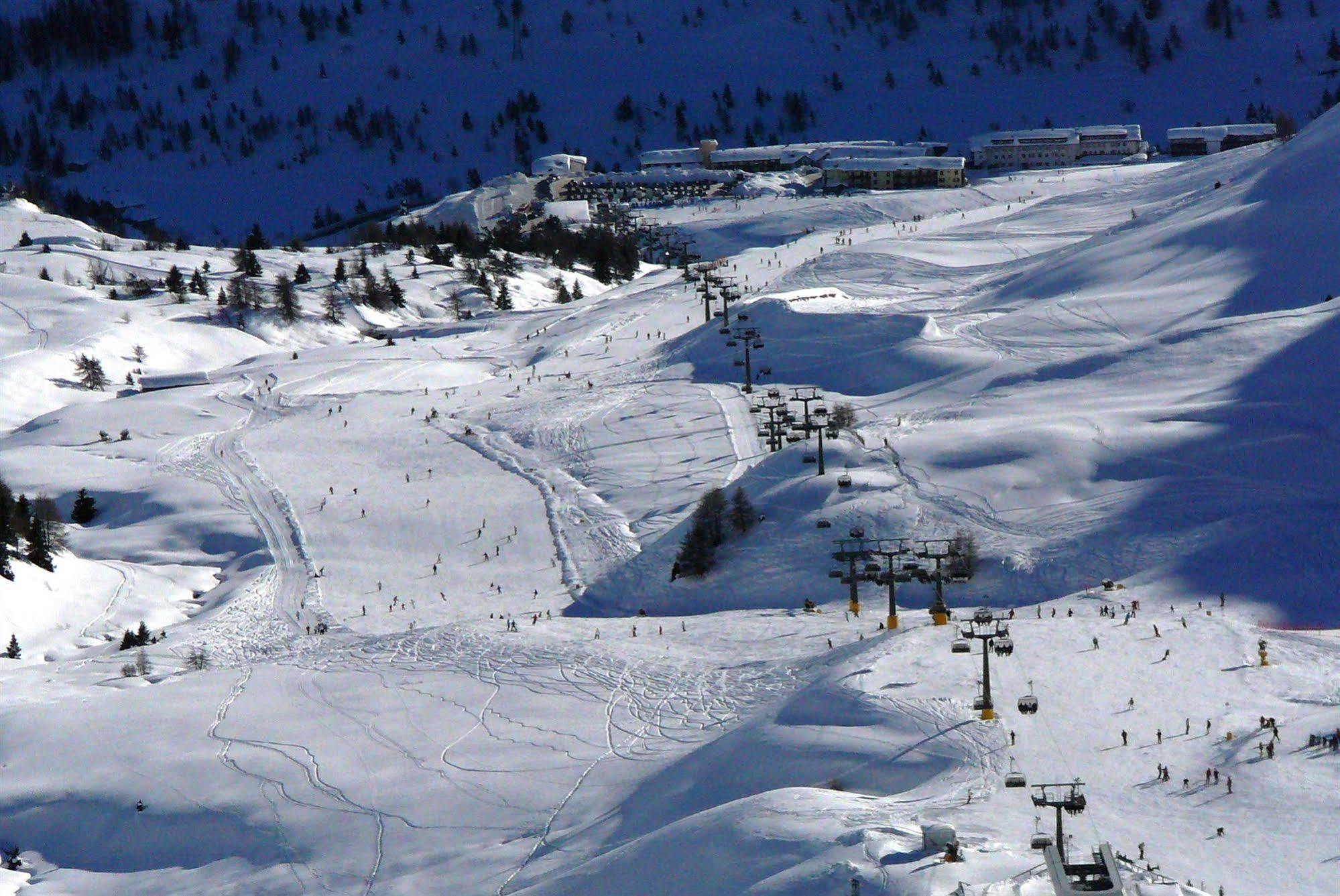 Sporting Hotel Tonalepas Buitenkant foto